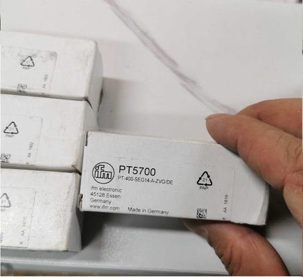 60205857 Sensor eletrônico de pressão IFM PT5700 PT-400-SEG14-A-ZVG/DE M33026 para Sany